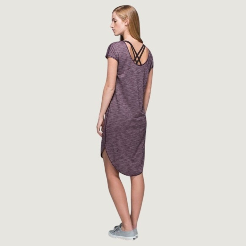 Lululemon Women's Retreat Dress Black‎ Cherry Sz 4/6
